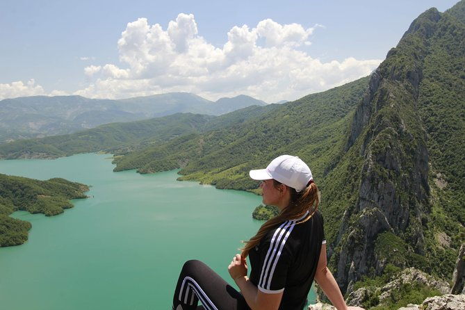 tirana-walking-tour-and-bovilla-lake-3-6-pax-2