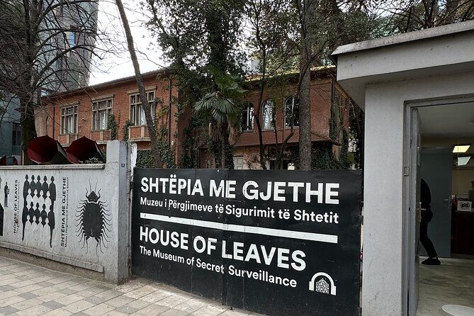 tirana-walking-tour-around-the-historic-centre-2