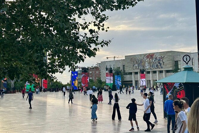 tirana-walking-tour-around-the-historic-centre