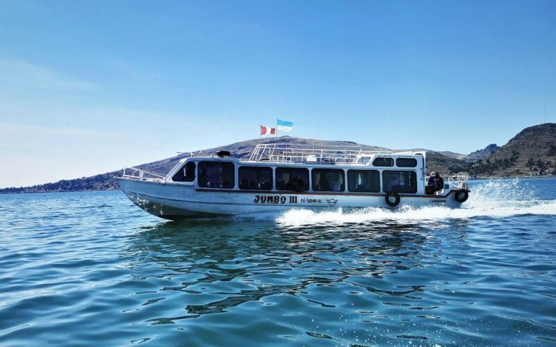 titicaca-lake-full-day-visit-the-islands-of-uros-taquile