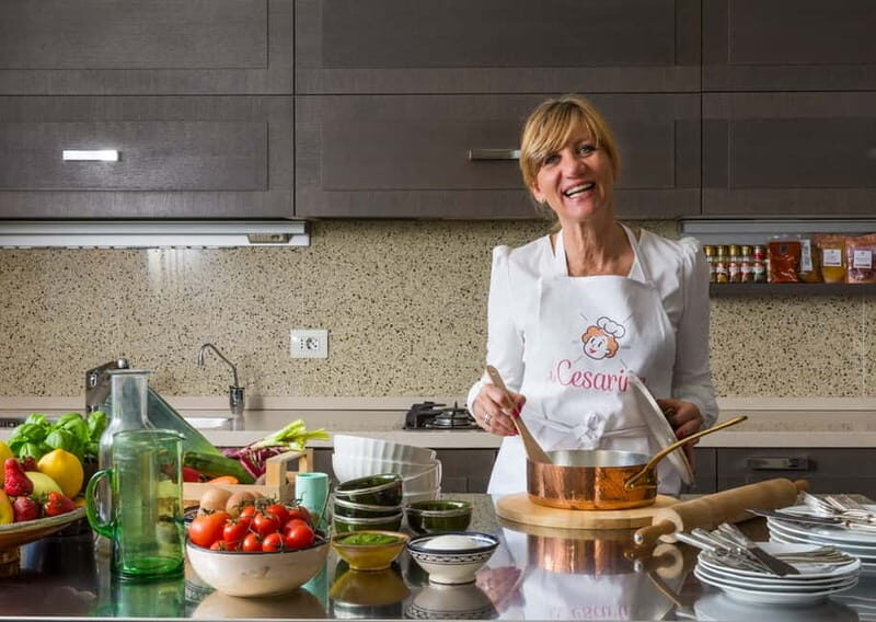 Tivoli: Market, Cooking Demo & Meal at a Local's Home - Who Should Consider This Tour?