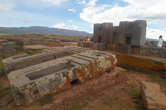 tiwanaku-puma-punku-private-service