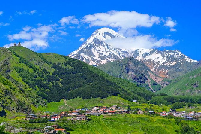 to-the-majestic-kazbegi-full-day-tour