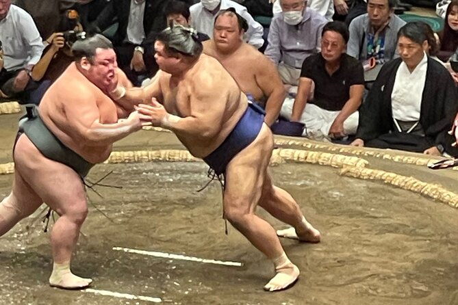 today-seats-sumo-tournament-2f-front-row-tickets-ryogoku-tour