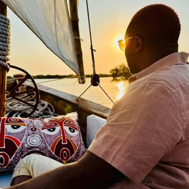Tofo: Sunrise or Sunset Dhow Experience - Key Points