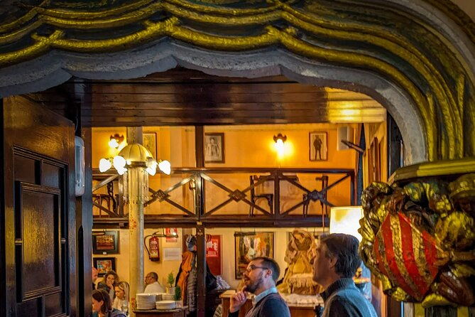 together-food-and-culture-walking-tour-in-barcelona