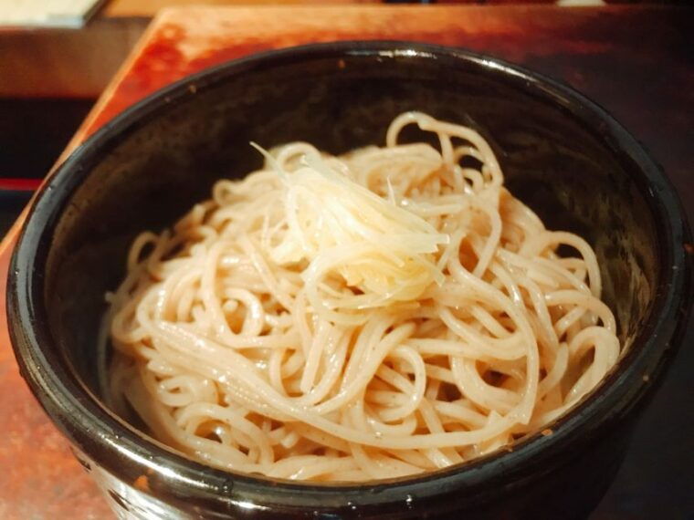 tokyo-2-hour-asakusa-food-hunt-cultural-tour