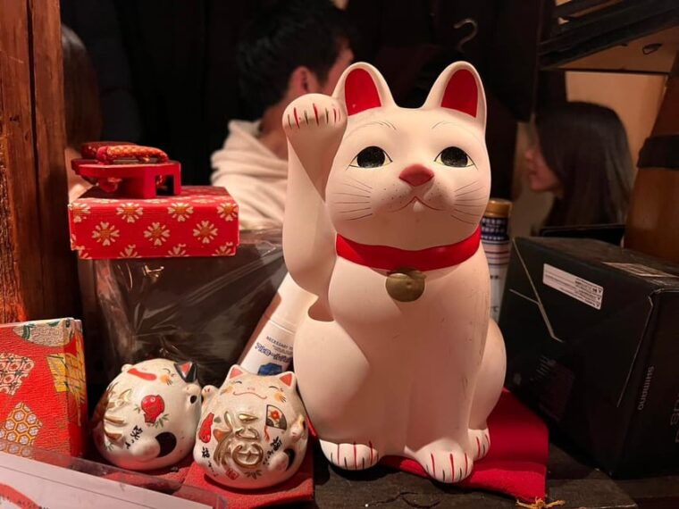 tokyo-3h-guided-bar-hopping-tour-foods-included