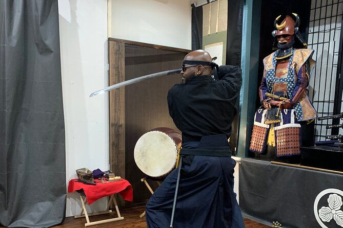 tokyo-60-min-samurai-ninja-hands-on-seminar-for-history-lovers