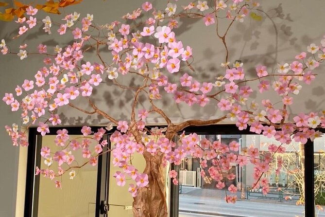 tokyo-6hr-private-guided-tour-tablet-guided-origami-experience