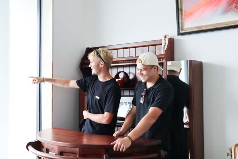 Tokyo: Akasaka Guest House & Imperial Residence Tour - The Landmarks and Their Significance