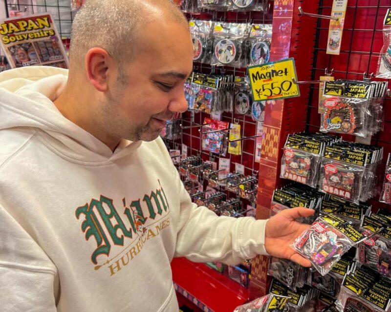 Tokyo: Akihabara Anime, Manga, Games Walk (Arcades,Gachapon) - Capsule Toys: The Final Stop