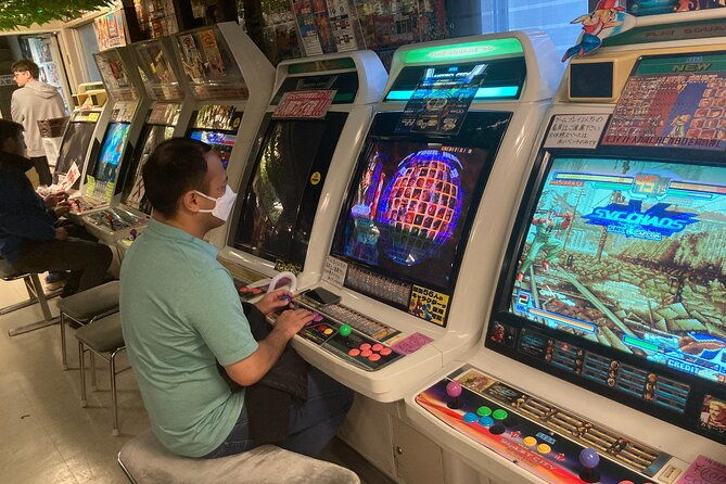 tokyo-akihabara-anime-manga-video-games-and-maid-cafe-tour