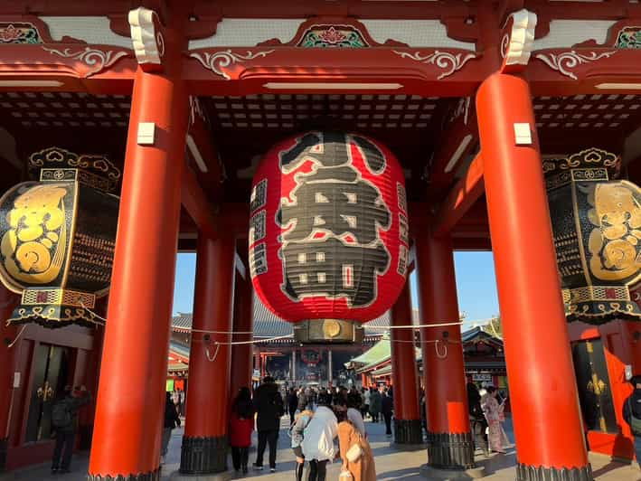 tokyo-asakusa-history-and-traditional-downtown-walking-tour