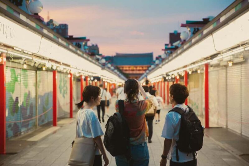 Tokyo: Asakusa Photogenic Night Walk with 1 drink - Key Points