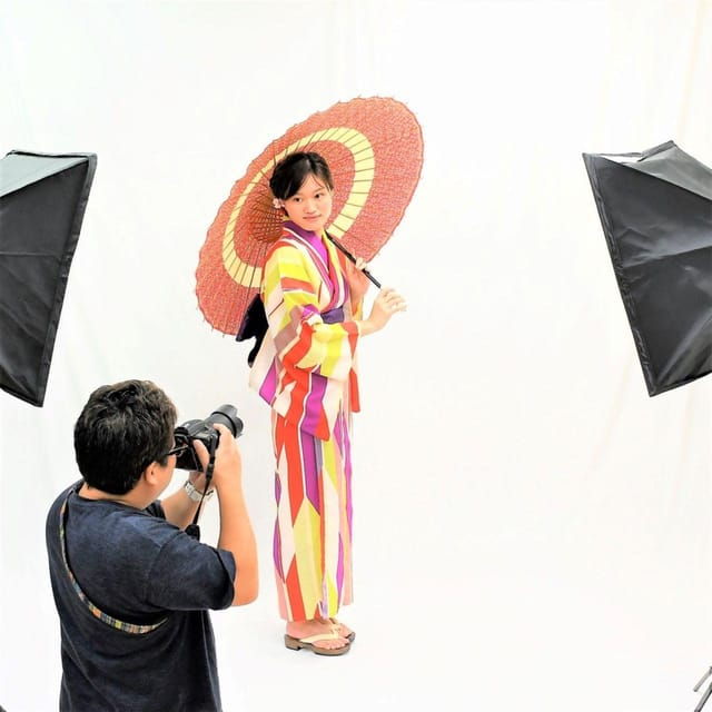 tokyo-asakusa-temple-photo-shooting-tour-wearing-kimono
