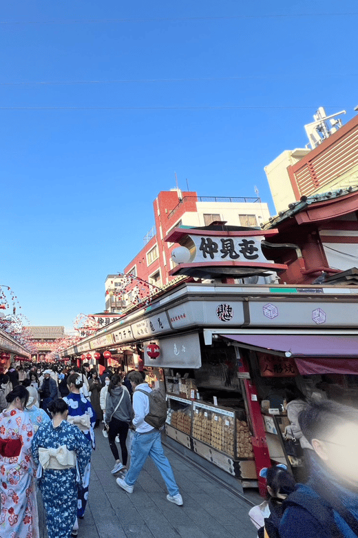 tokyo-asakusa-walking-tour-of-sensoji-temple-surroundings