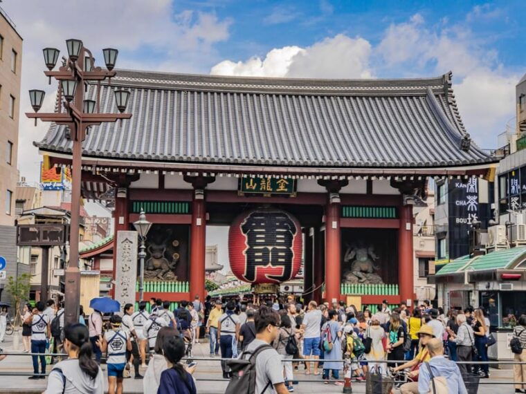 tokyo-asakusa-walking-tour-with-sensoji-temple-visit
