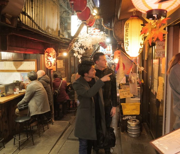 tokyo-bar-hopping-tour-in-shinjuku