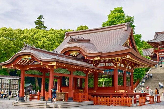 tokyo-bus-tour-to-kamakura-great-buddha-enoshima-with-pickup