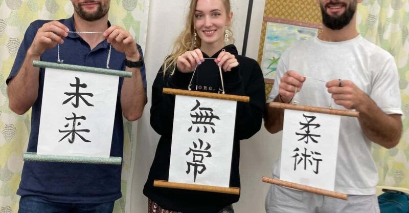 tokyo-calligraphy-and-kakejiku-hanging-scroll-workshop
