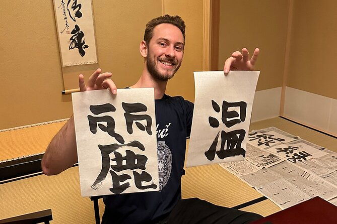 tokyo-calligraphy-workshop-original-t-shirt-creation-2