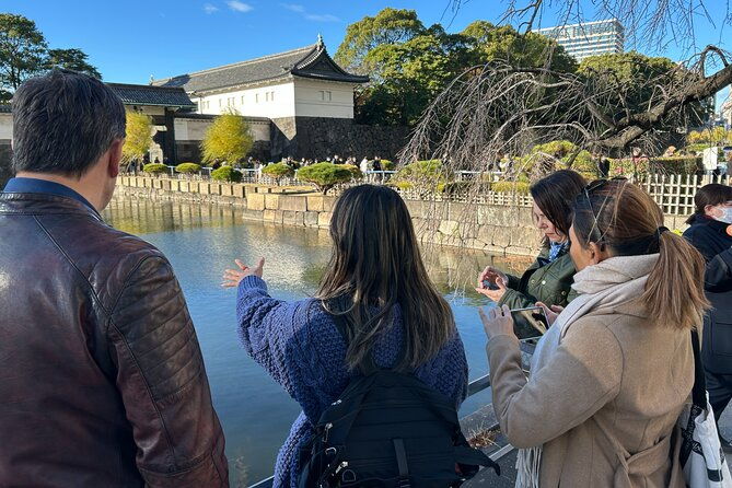 tokyo-castle-imperial-palace-historical-walking-tour