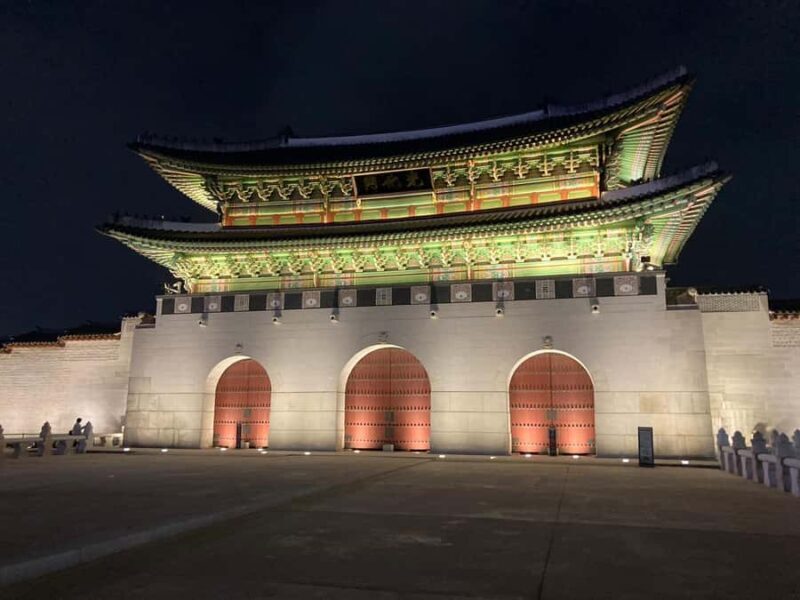 Tokyo: Cherry Blossom Full-Day Tour with Local Expert Guide - Key Points