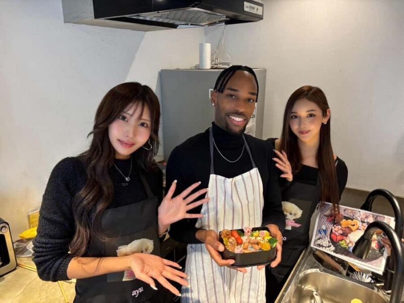 Tokyo : Cute Character Bento making work shop in Shinjuku - Key Points