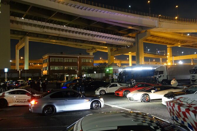 tokyo-daikoku-car-meetup-night-city-tour-with-local-guide