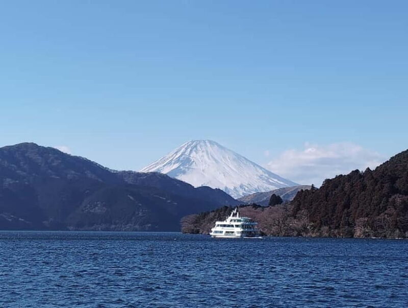 Tokyo: Day Trip to Hakone by Train with Lake Ashi Cruise - Authentic Experiences and Insights from Past Travelers