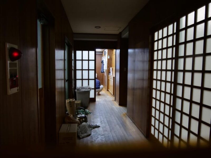 tokyo-exclusive-access-to-sumo-morning-practice-with-photos
