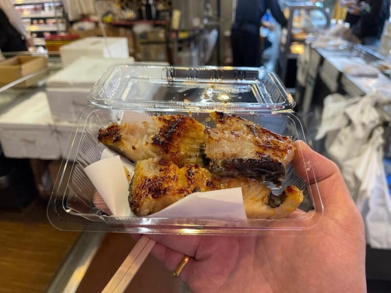 Tokyo: Food Tour Taste Fresh Delights at Tsukiji Market - Who Should Book This Experience?