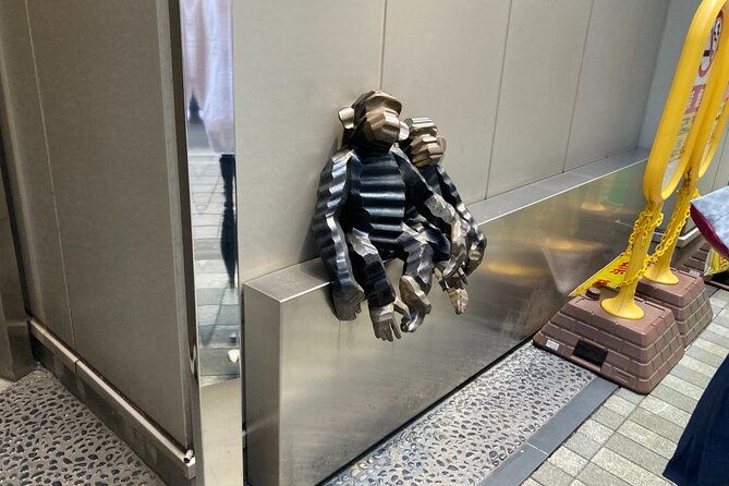 tokyo-ginza-deep-back-alley-walking-tour-2