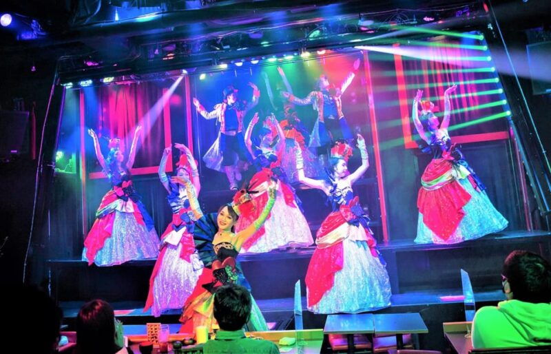 tokyo-ginza-konparu-japanese-cabaret-show-with-drink