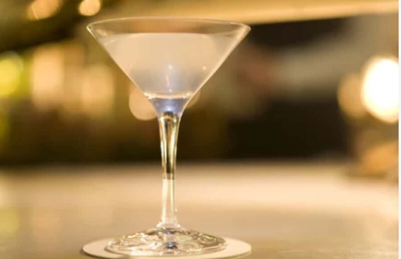 Tokyo: Ginza VIP Club Tour with Exclusive Entry & Champagne - Key Points