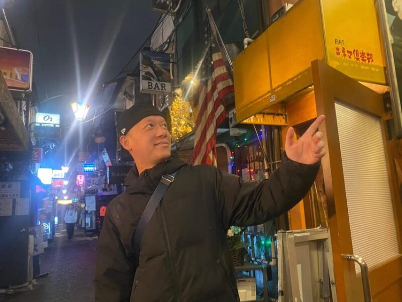 tokyo-golden-gai-private-bar-hopping-tour-in-shinjuku