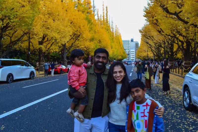 Tokyo: Golden Ginkgo Avenue Autumn Leaves Walk - The Experience in Detail