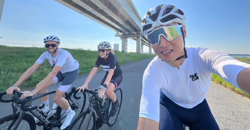 tokyo-guided-bike-tour-with-english-italian-speaking-rider