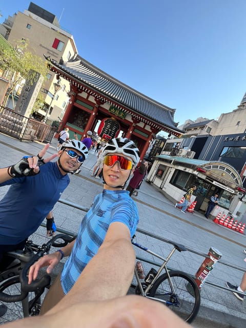 tokyo-guided-bike-tour-with-english-italian-speaking-rider