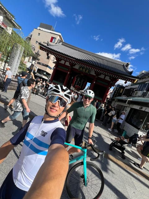 tokyo-guided-bike-tour-with-english-italian-speaking-rider