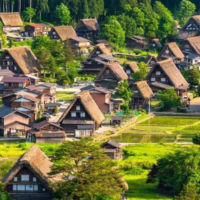 Tokyo: Hida Takayama & Shirakawa-go Day Trip with Guide - The Itinerary in Detail