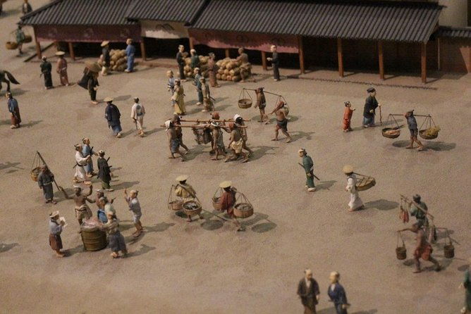 tokyo-highlights-imperial-palace-kiyosumi-garden-ukiyo-e-museum