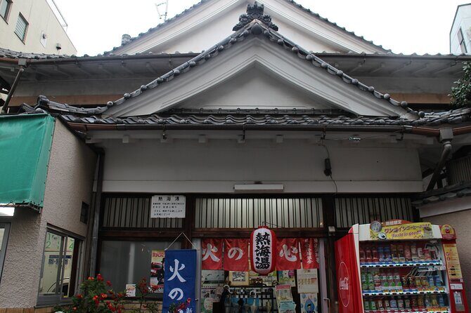 Tokyo highlights, Korakuen Garden, Kagurazaka Backstreet Walking - Practical Details and Value