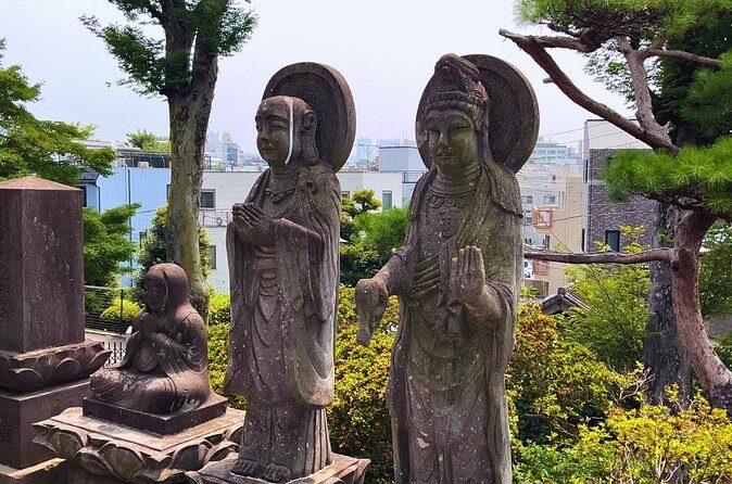 Tokyo Ikebukuro Walking Tour Feat 7 Lucky Gods - Otori Shrine