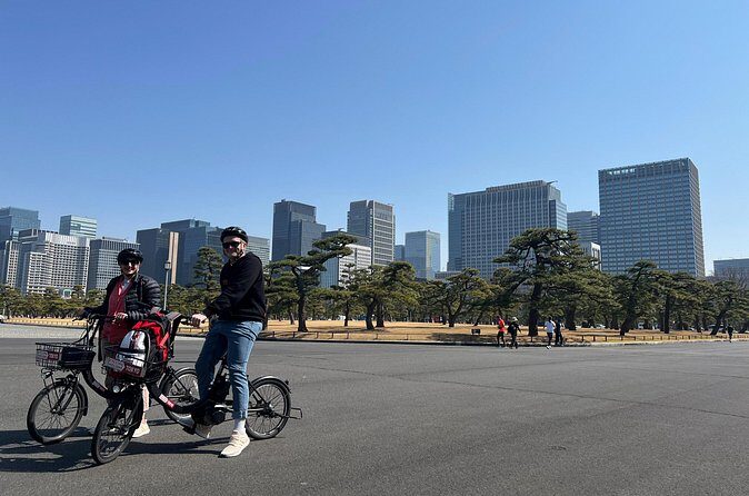 Tokyo Imperial Palace 2h Private E-bike at your pace. - FAQs
