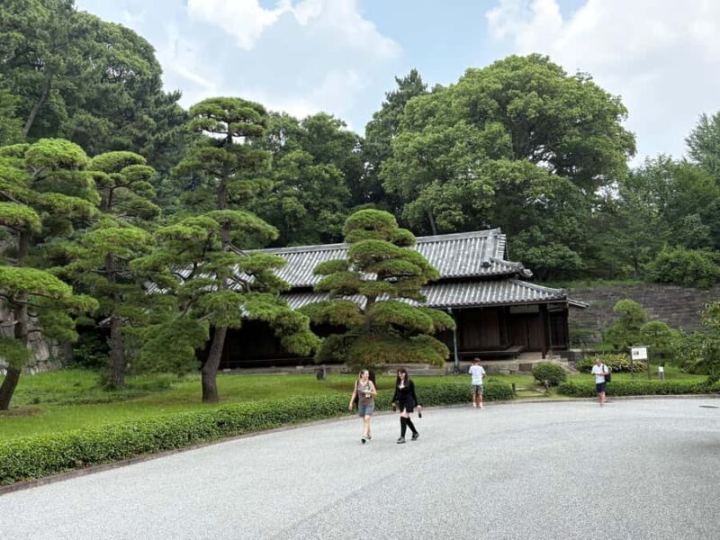 Tokyo: Imperial Palace and Kagurazaka Hidden History Tour - Who Will Love This Tour?