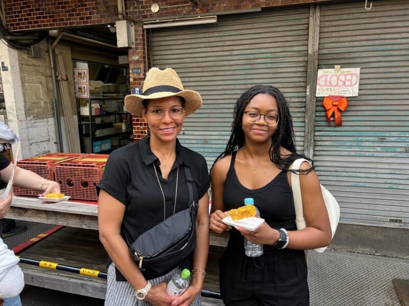 Tokyo: Imperial Palace and Shogun Walking Tour - The Guides: Knowledge, Engagement, and Personal Touches