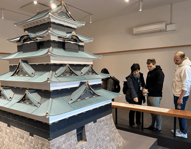 tokyo-imperial-palace-and-tokyo-castle-history-walking-tour