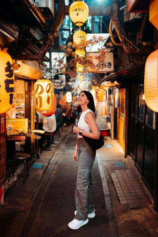 tokyo-instagram-tour-with-a-private-photographer